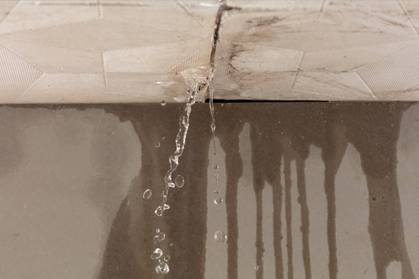 Professional Sewage Cleanup technician working in Nottingham, NH